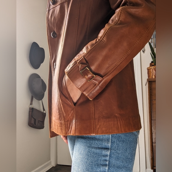 Gorgeous 70s Vintage Skin Gear Leather Jacket - Picture 7 of 14